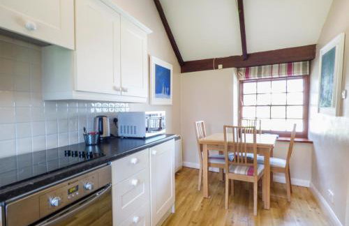 The Bullshed - Photo 7