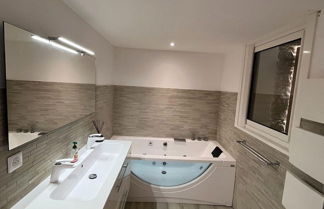 Charming Villa in Saint-tropez With Private Pool - Foto 21