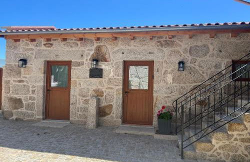 Eido de Bairros - Casa Cantinho da Touça - Foto 1