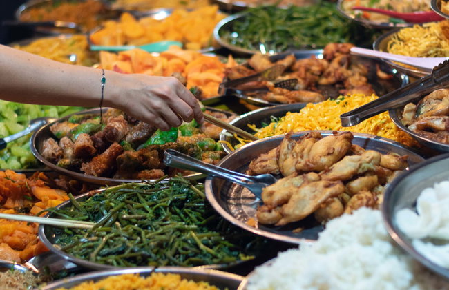 Clase de cocina laosiana con comida - Foto 1