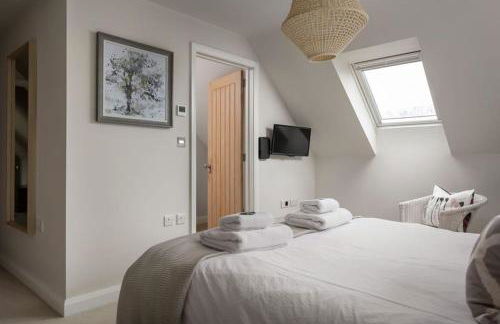 Stone Barn, contemporary barn conversion - Photo 19