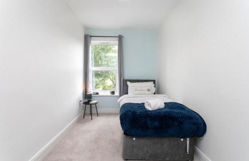 Contractors Stay - Free Parking - Fast WiFi - Sleeps 4 - Foto 2