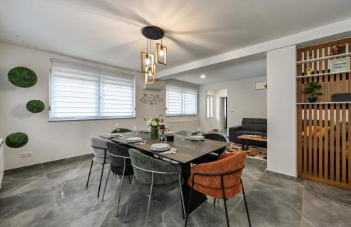 2 Bedroom Beautiful Home In Lepoglava - Foto 16