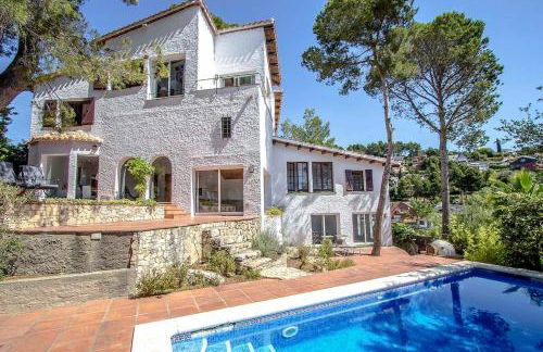 Catalunya Casas Majestic Villa and Views , 30km to Barcelona - Foto 1