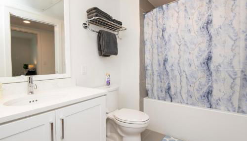 Chic 3-bed Apt with Pool & Hot Tub in Heart of DTLA - Foto 2