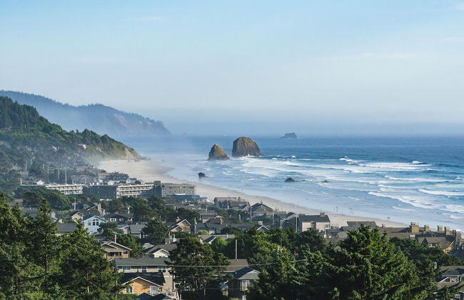 Anchor's Retreat by Avantstay Gorgeous Clift Top Views w/ Incredible Patio - Photo 20