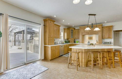 Family Home on 9 Acres! Climbing Wall and Gym - Foto 12