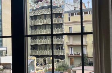 Top ten street in the world by Time Out Front View of Casa Batlló - Photo 3