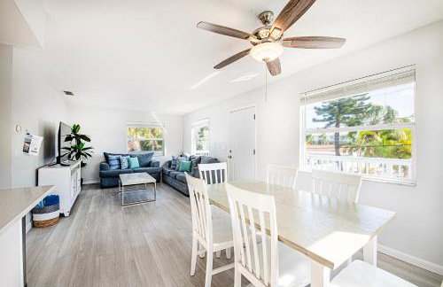 2bd 2ba Beachside E 3Min to Beach Pool! - Foto 10