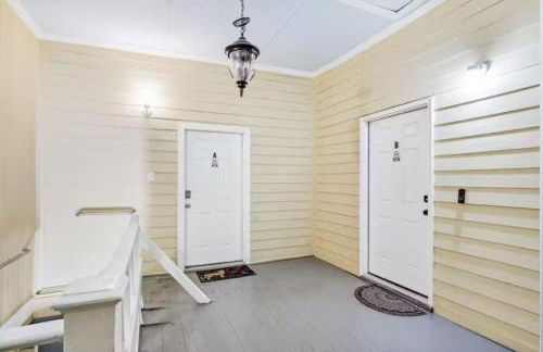 Penthouse on Claiborne - Foto 21