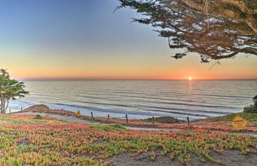 Less Than 1 Mi to Mussel Rock Park! Cliffside Pacifica Gem - Foto 2