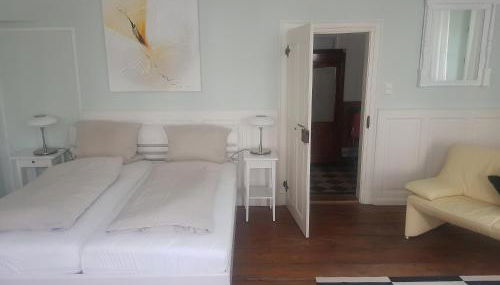 Ehem. Sommerresidenz von Fürst Friedrich III. App.1 und App.2 - Foto 5