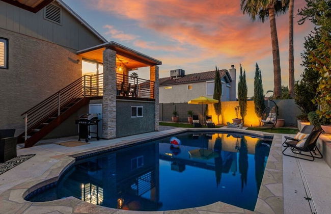 Princess Retreat Private Pool Firepit Sleeps 12 - Photo 37