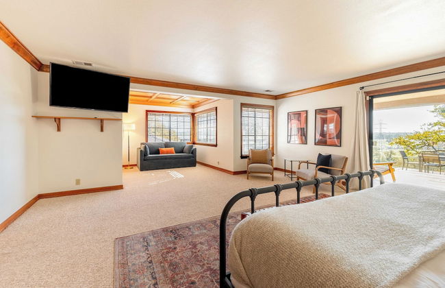 Cathedral by Avantstay Charming Secluded Estate w/ Sauna, Pool Table & Views of the Rolling Hills - Foto 22