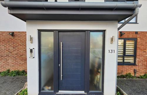 Horizon House, Luxury 2-Bedroom Ground floor flat, Parking, WiFi, Netflix - Foto 20