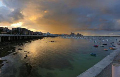 Castro Holidays - Apto C Nuevo Céntrico con Garaje Gratis - Photo 39