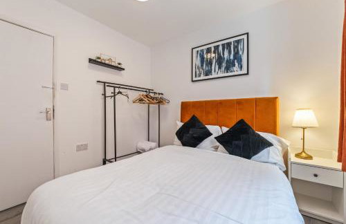 CityBuzz 4 Bedroom House in Nottingham Sleep 7 - Foto 13