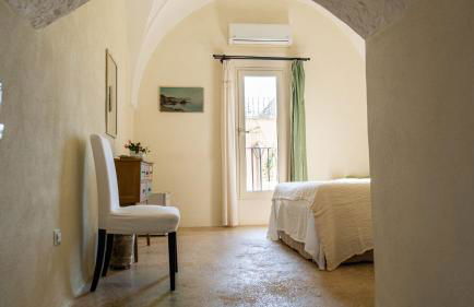 Historic building with pool - Foto 8