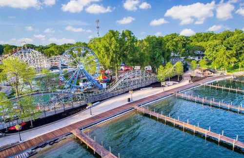 Pillsbury Point Cottage on West Lake Okoboji - Photo 37