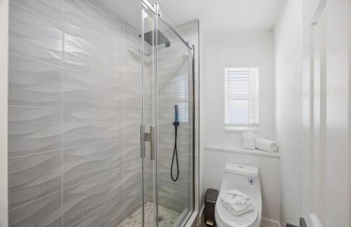 107-Waterfront-Walk to beach-Lovely - Foto 25