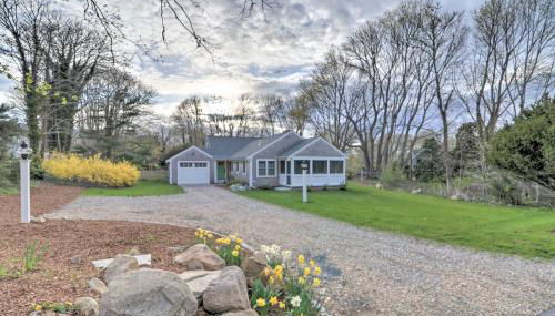 Walk to Beach! Cape Cod Cottage with Fire Pit - Photo 2