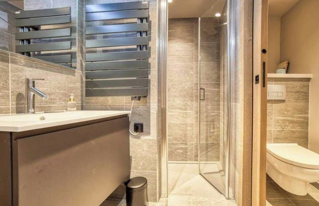 Luxurious 4-room Apartment With Swimming Pool, Gym, spa and Parking - Foto 24