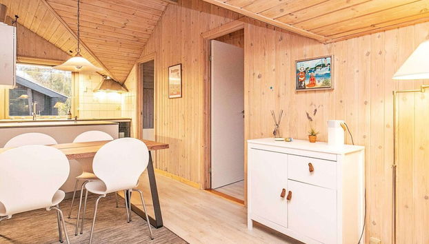 5 Person Holiday Home in Strandby - Foto 5, Interior