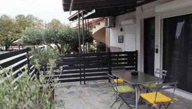 ISMINI STUDIOS - Photo 2