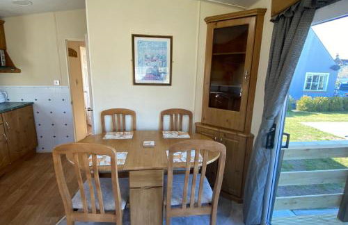 Caravan - Sleeps 4 - Pet Friendly - Parking - Foto 19
