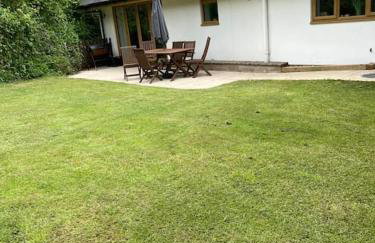 Stunning cottage with hot tub - Photo 15