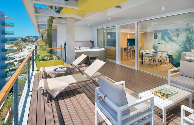 Amphora's Garden - Photo 32