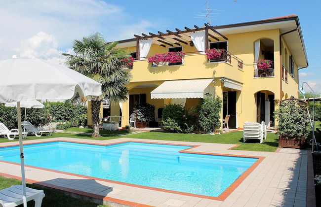 Holiday Home in Lazise Near Gardaland - Foto 1