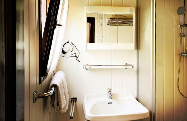 Hut Near Lake Traboch and Eisenerz Alps - Foto 9