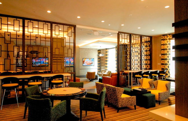 Bluebird Suites in Reston - Photo 5