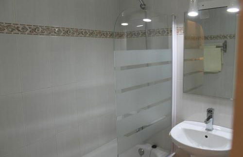 APARTMENT La CALA DESING a 150 m. del MAR. - Photo 40