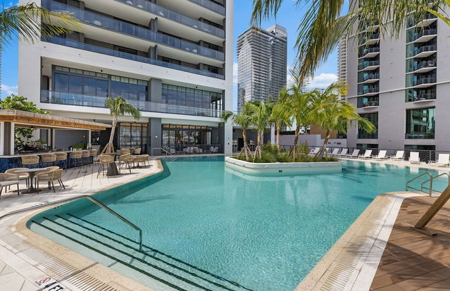 Ultimate Elegance Studio with Panoramic City Views - Foto 47