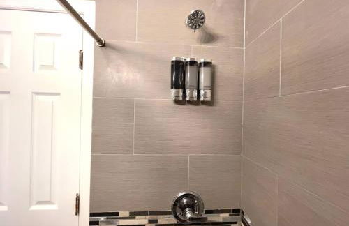 Tropical Paradise in Miracle Mile with Parking - Foto 9