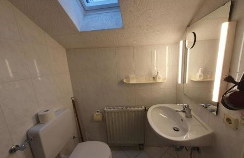 ABM Apartment 32 - Photo 16