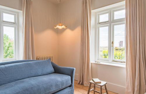 West Cottage by Bloom Stays - Photo 31