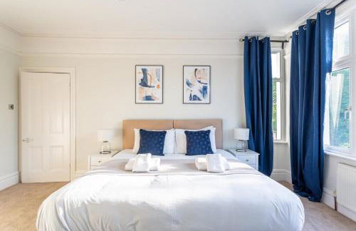 5 Bed Seaside Property with Garden , Parking and Games Room - Foto 55