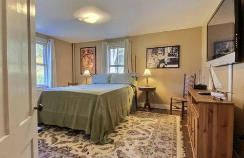 Historic Colonial Pool Walk to Town - Foto 20