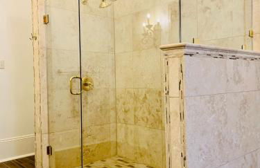 Charming Creole Cottage 2 Blocks Across Rampart St from French Quarter - Photo 22