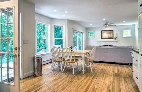 Marion Home with Private Deck Less Than 1 Mi From Beach - Foto 10