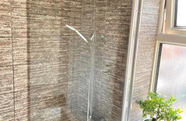 Ideal 4 Bed Home sleeps 7 Nr Middlebrook Stadium - Foto 7