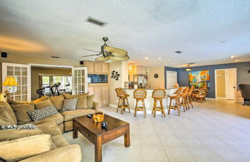 Solar-Heated Pool! Tropical Apollo Beach Hideaway - Foto 3