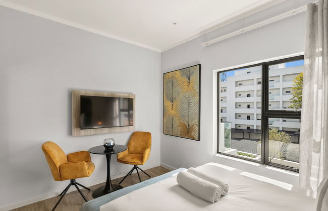 The Monroe Luxury Apartments - Photo 11