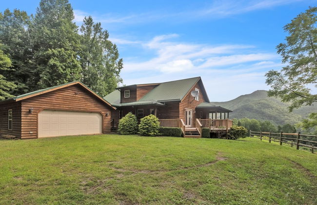 Cozy Mountain Retreat W/ Scenic Views 3 Bedroom Home by RedAwning - Foto 31