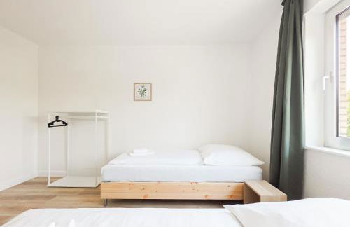 Tolstov Apartments - 3 Room Apartment - Balcony - Kitchen - Washing machine - next to Cologne - Foto 10