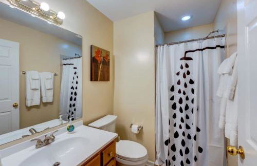 3 Bedroom Home Perfect for Groups - Foto 27