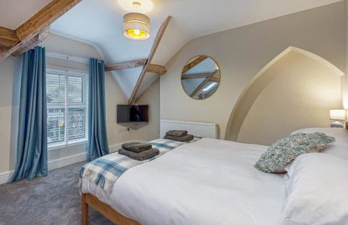 Glanrhyd Townhouse in Central Dolgellau with Parking and Bike Storage - Photo 10